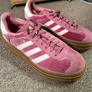 adidas gazelle silver green womens adidas Campus 00s Magenta (W)  Section Store